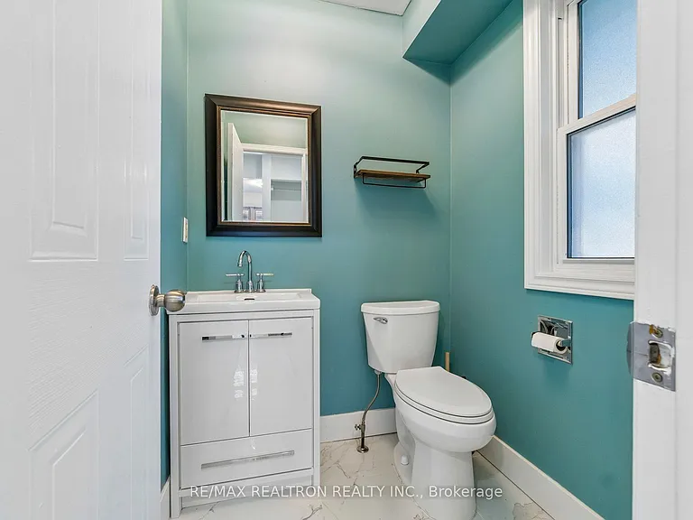 409 Cobblehill Dr — Photo 14