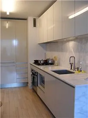 Rented by R New York | media 2