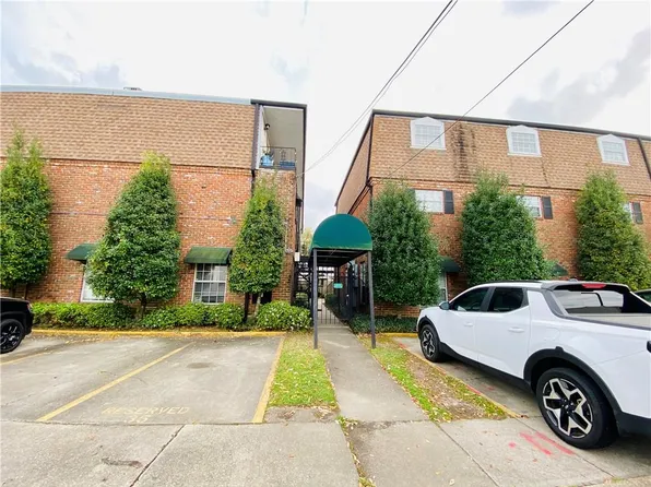 3013 Ridgelake Dr APT 218, Metairie, LA 70002