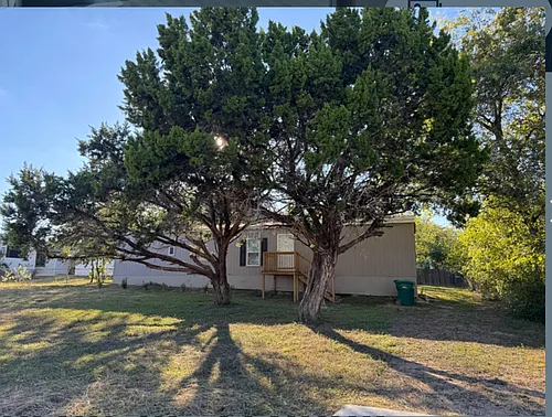 1702 Dakota Trce Photo 1