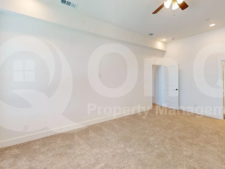 369 Mule Deer Mews — Photo 12