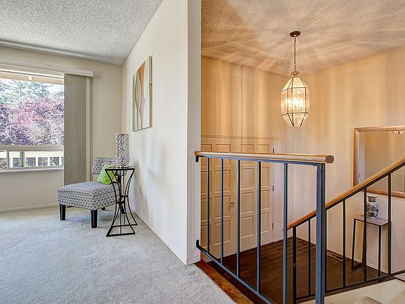 5th image of 17088 SE 31st Pl