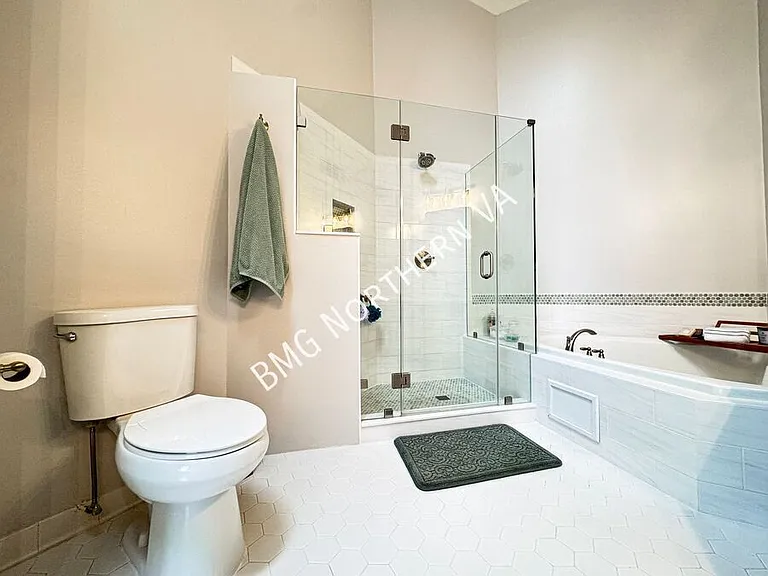 6600 Dunwich Way — Photo 25