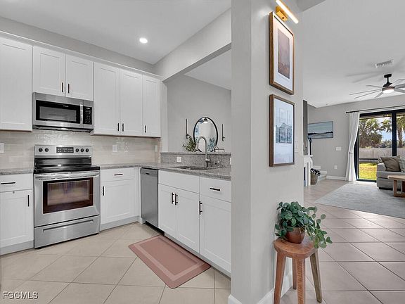 5th image of 14253 Pine Lodge Ln