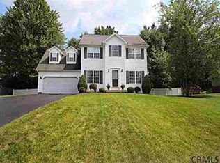3 New Netherland Way, Halfmoon, NY 12065