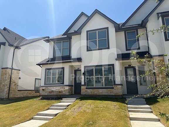 2nd image of 313 Buck Ridge Dr