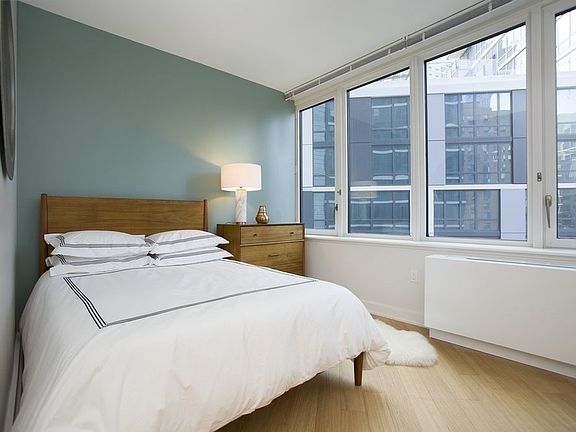 3rd image of 4325 Hunter St APT 3603W