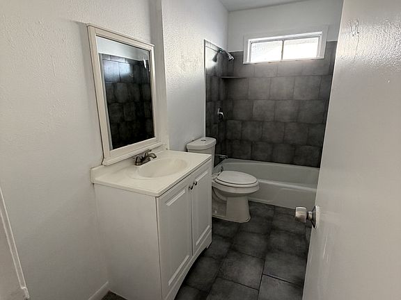 3rd image of 2910 Lourdes St