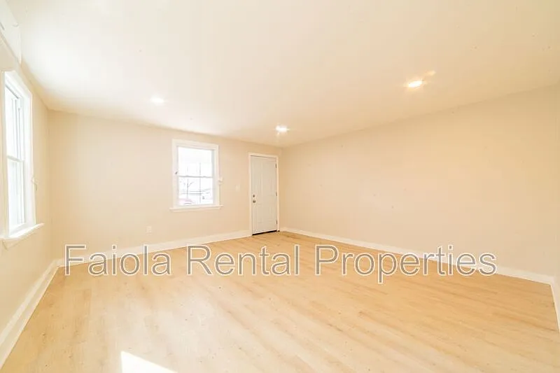 1 bed, 1.0 bath, $1,500 — Photo 3