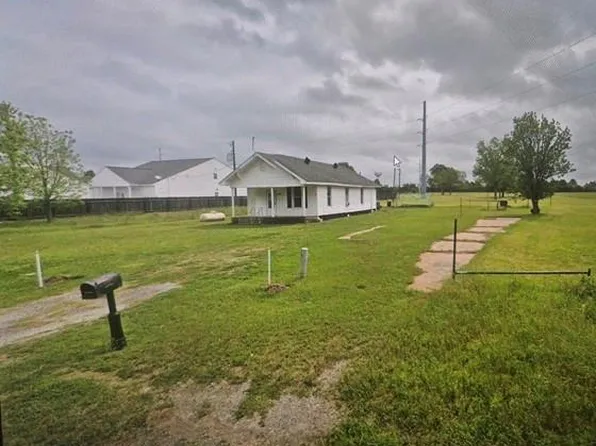 20834 Cochran Rd, Prairie View, TX 77445