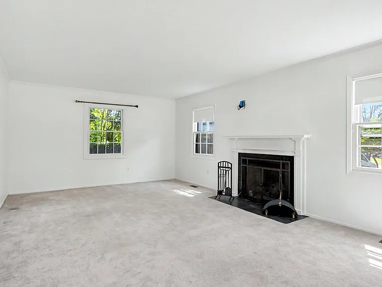 12636 Heming Ln — Photo 8
