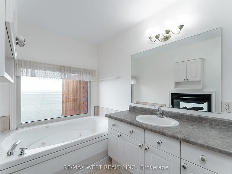 114 Brown St #3 — Photo 21