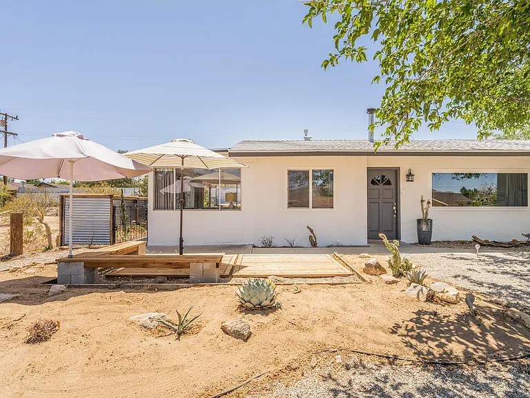 61537 Valley View Dr — Photo 30