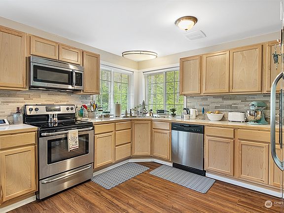 4th image of 41 N Fairway Drive E