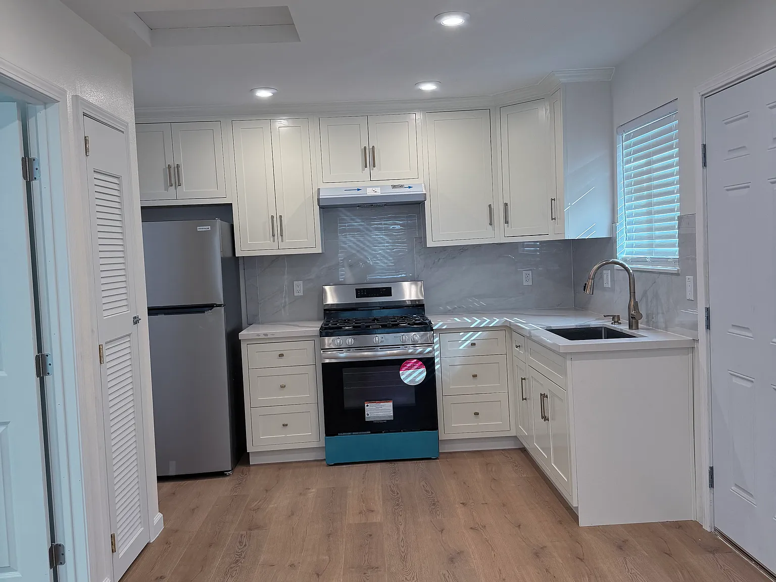 1 bed, 431 sqft, $1,800 — Photo 3