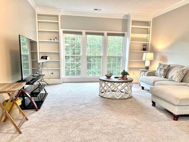 1819 Millhouse Ct — Photo 6
