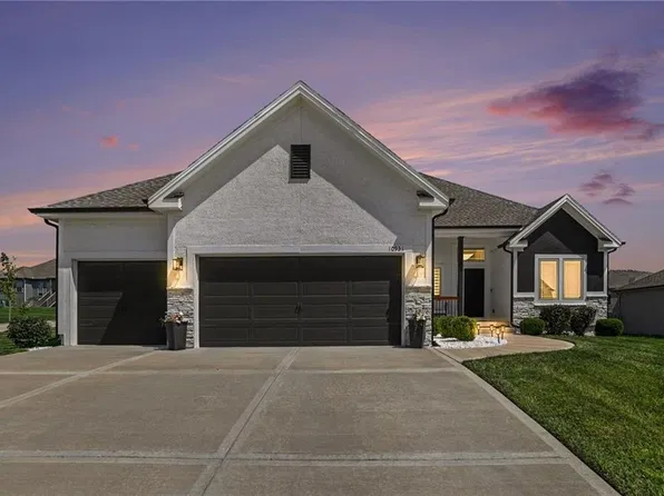 10931 N Bristol Ave, Kansas City, MO 64156