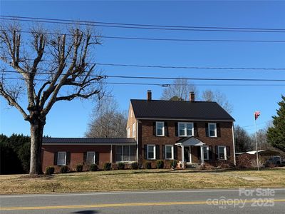 911 Malcolm Blvd, Connelly Springs, NC, 28612