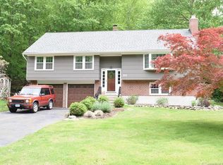 89 Deepwood Dr, Madison, CT 06443