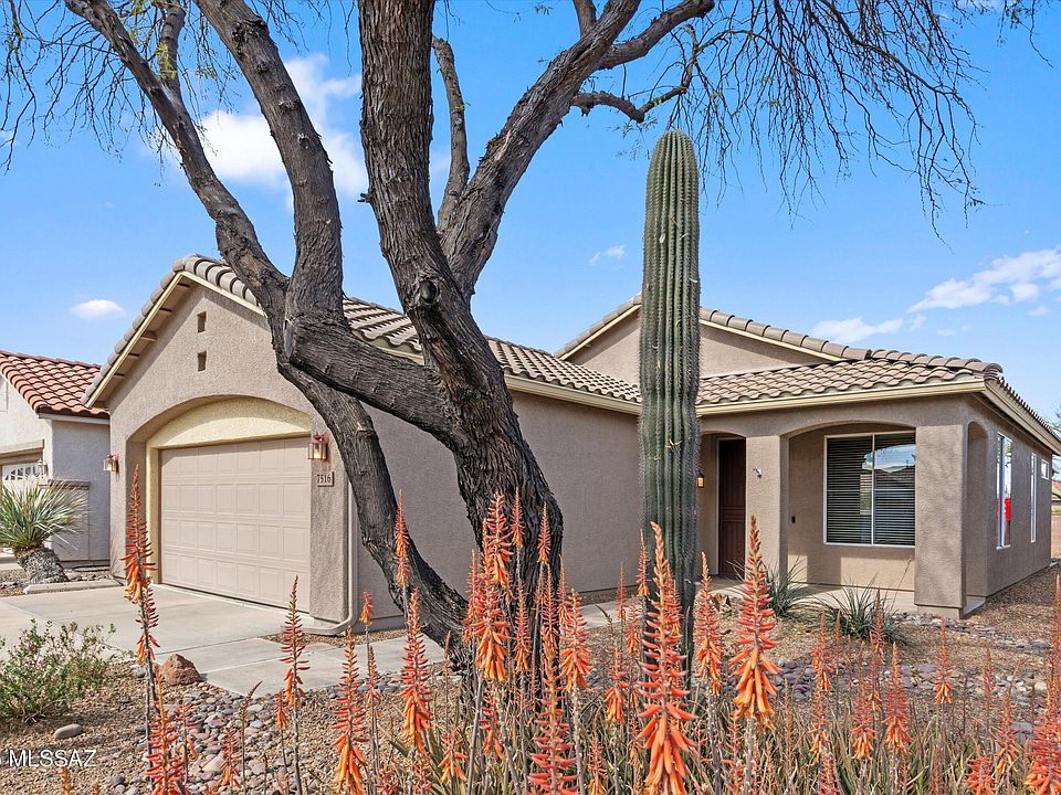 1st image of 7516 W Wandering Coyote Dr