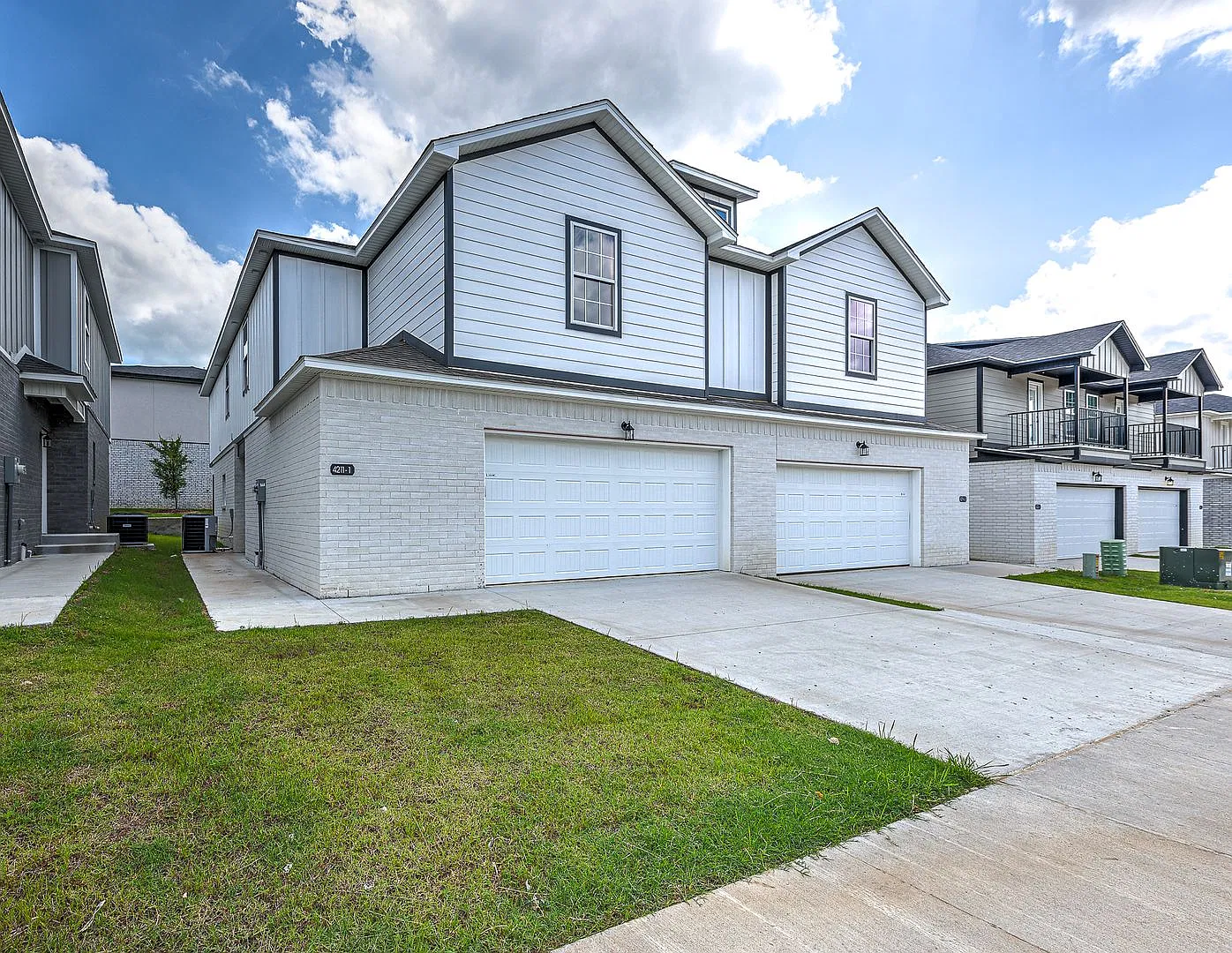 1070 S Benchmark Lane - Joel — Photo 1