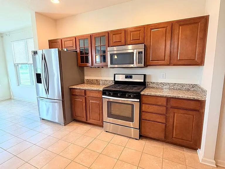 2513 Shadow Bend Dr — Photo 7