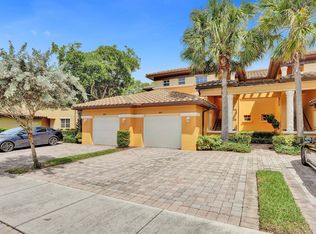 8018 NW 128th Ln, Pompano Beach, FL 33076