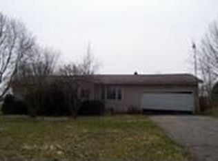 4121 Hallock Young Rd, Newton Falls, OH 44444