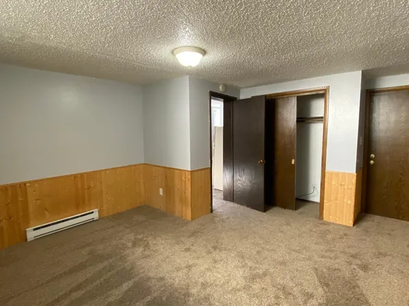 920 3rd Ave S #9, Fargo, ND 58103