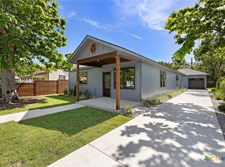 603 Maple St, Taylor, TX 76574