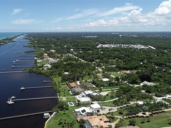 4th image of 1793 Bayshore Dr