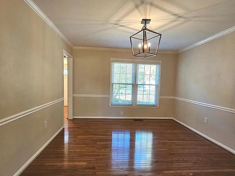 6413 Four Oaks Ln — Photo 16