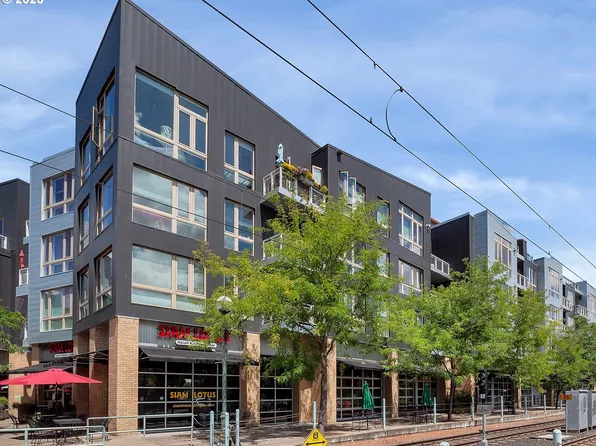 12600 SW Crescent St APT 405, Beaverton, OR 97005