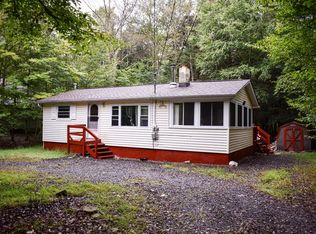 239 Maxatawny Dr, Pocono Lake, PA 18347