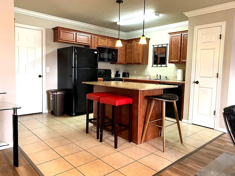1071 W Malibu St #1 — Photo 2