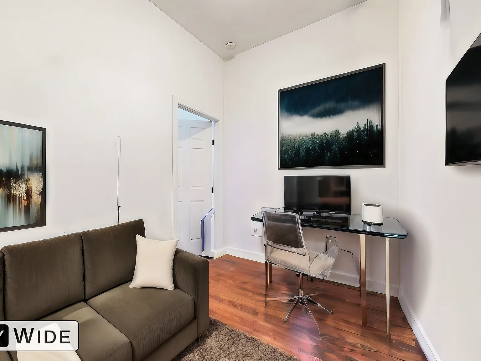 174 Thompson Street — Photo 1