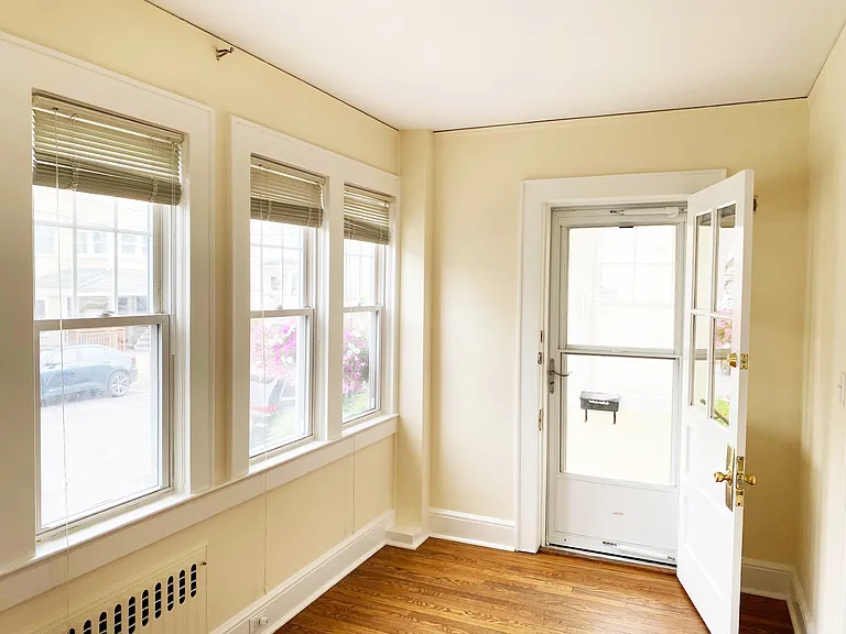 18 S Eckar St #1 — Photo 5