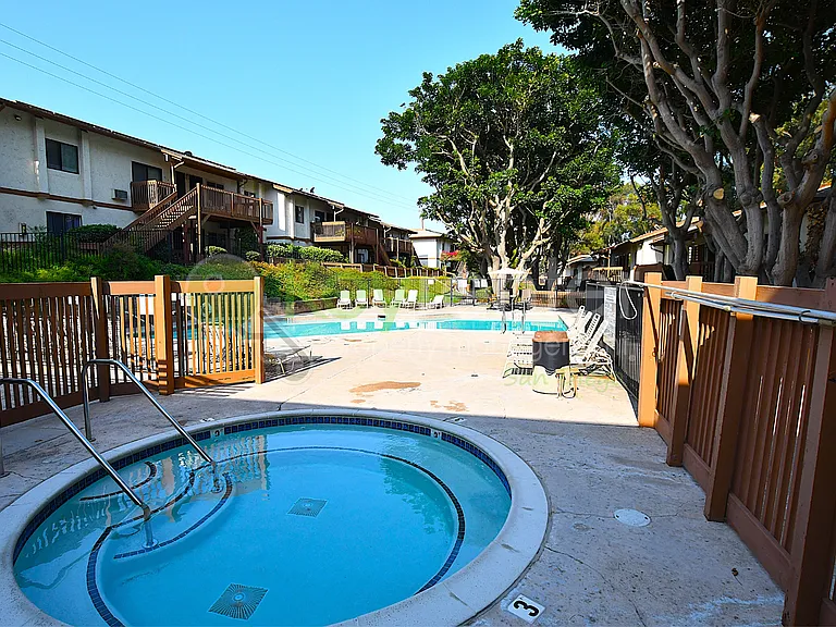 6390 Rancho Mission Rd #215 — Photo 3