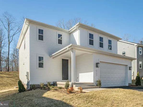 2908 White Tail Dr, Locust Grove, VA 22508
