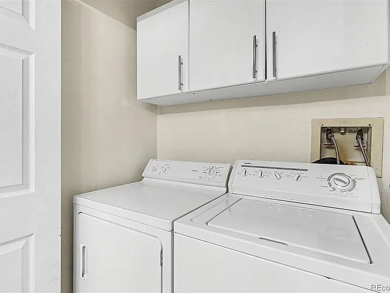 8335 Fairmount Dr — Photo 14