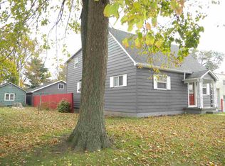 915 N 9th St, Clinton, IN 47842