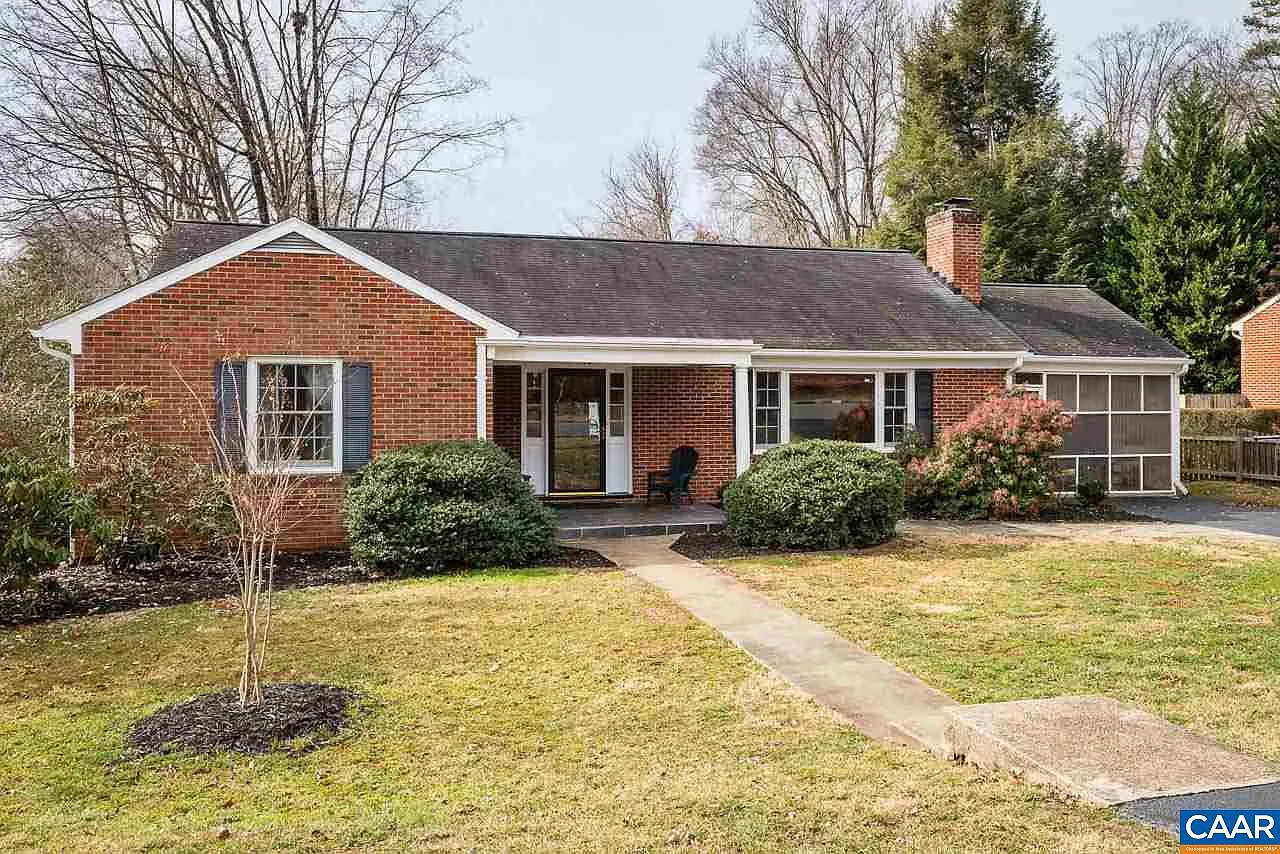 1308 Carter Ln photo 1