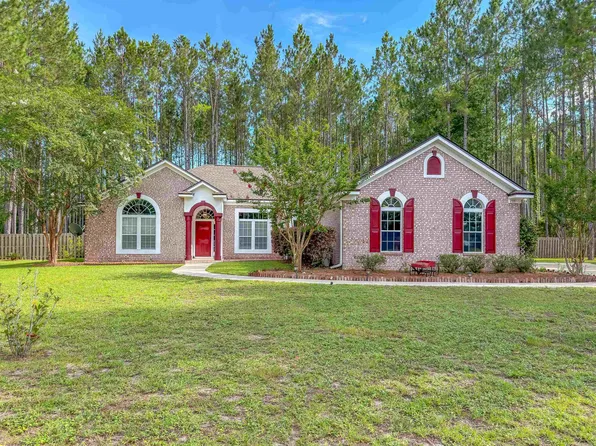 235 Sand Pine Trl, Crawfordville, FL 32327