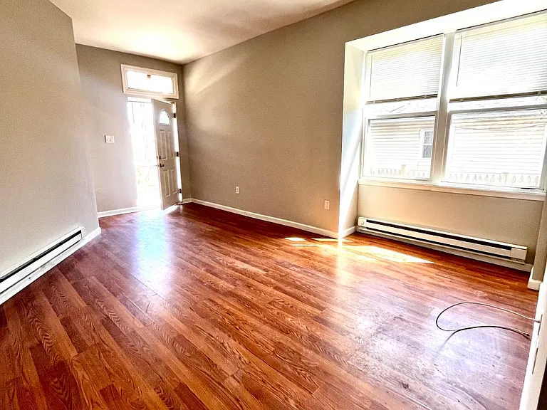 7106 Devon St #1 — Photo 3