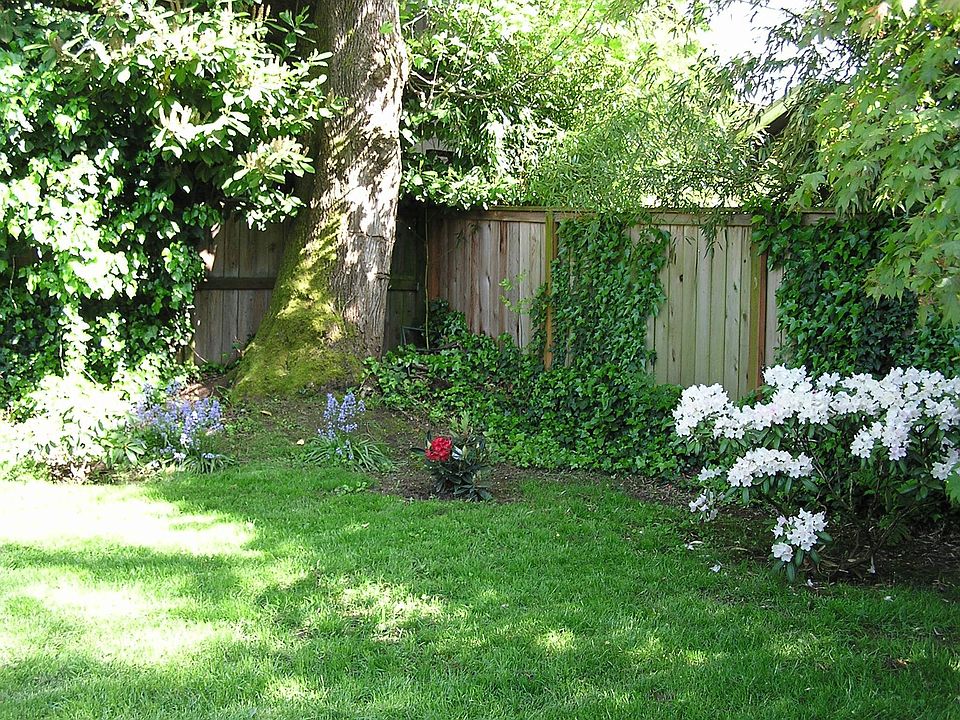 2nd image of 2518 NE 32nd Ave