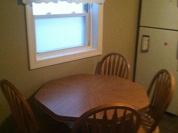 Kitchen (2/2)