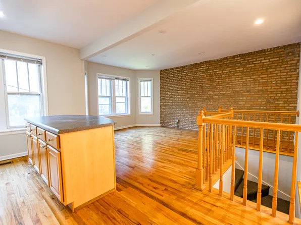 1364-66 N. Hoyne Ave./ 2105-11 W. Schiller St.