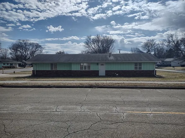 411 E Spring St, Princeville, IL 61559