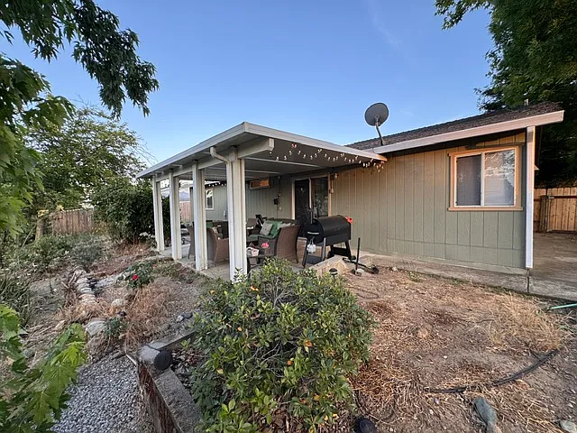 1686 Stetson Way — Photo 22