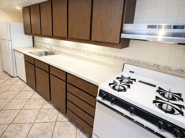 Ashley Place Apartments